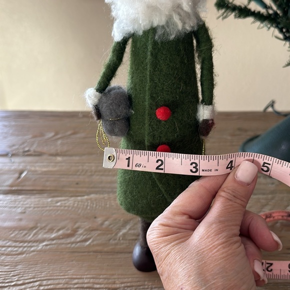 Wool Felt Santa w/Red Hat - Picture 13 of 13